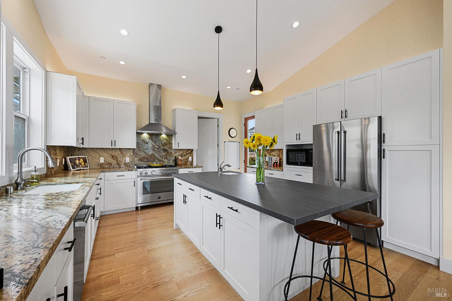 Property photo 25