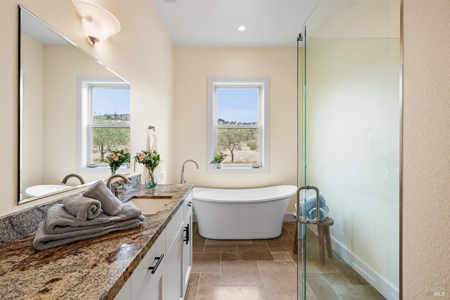 Property photo 48