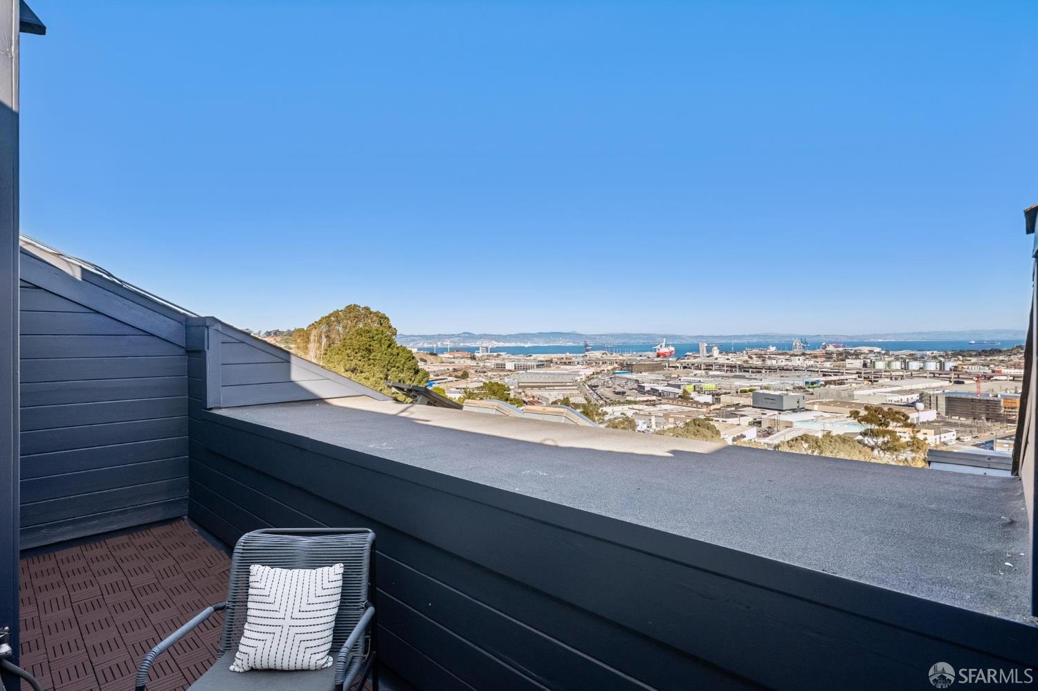 Property photo 33