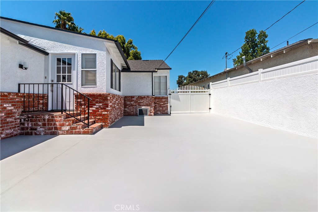 Property photo 44