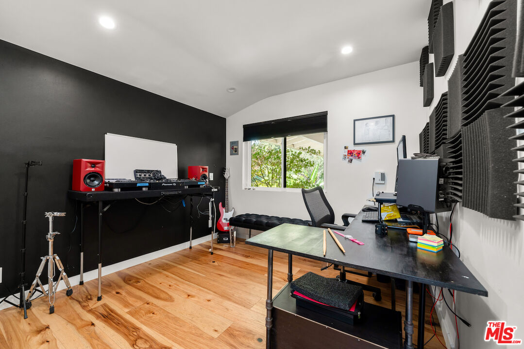 Property photo 26