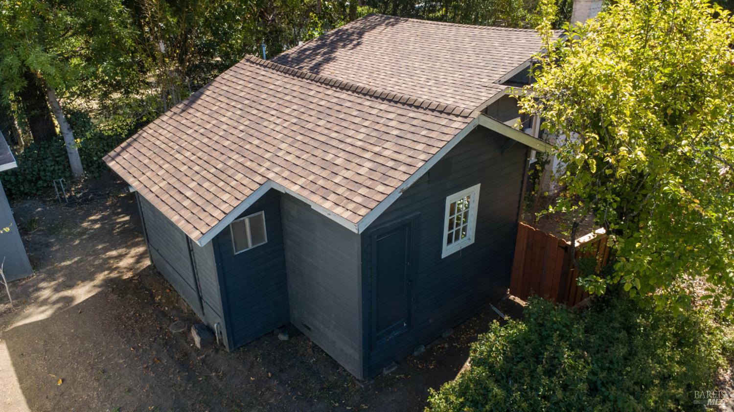 Property photo 37