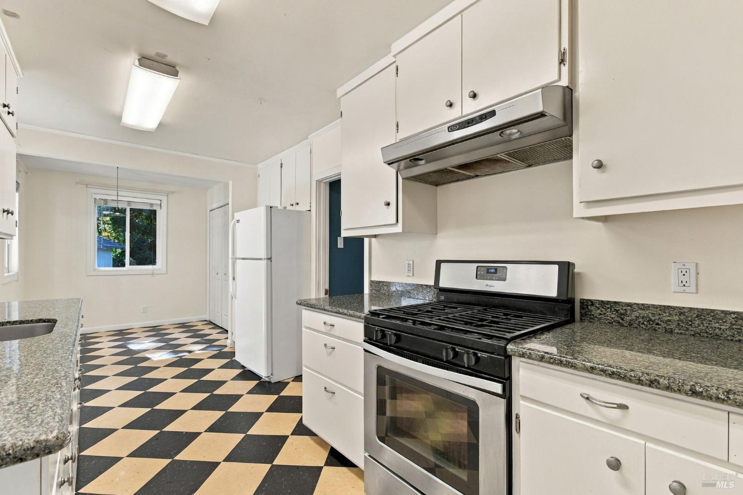 Property photo 16