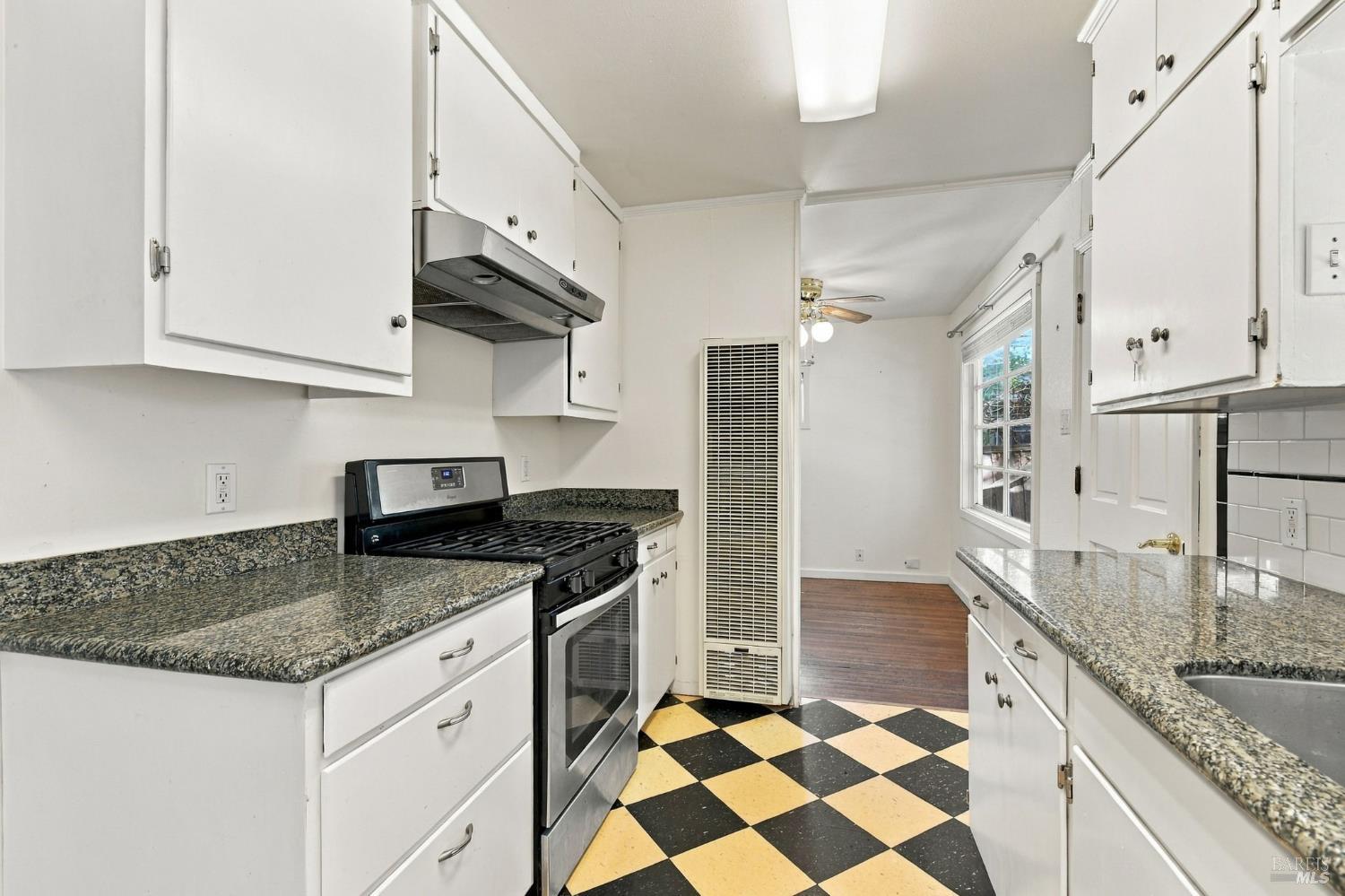 Property photo 17