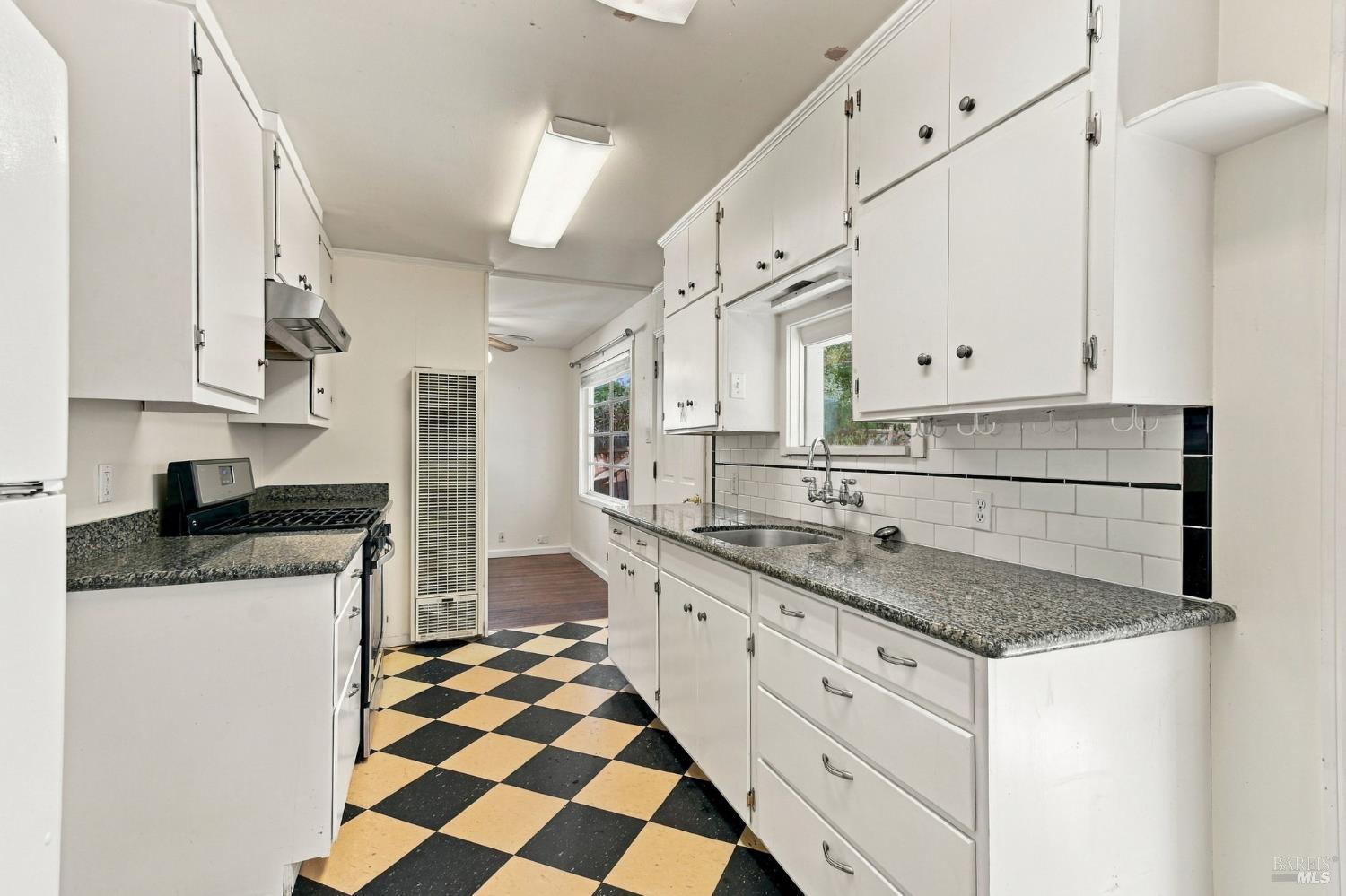 Property photo 18