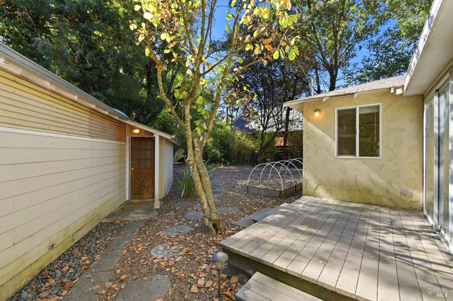 Property photo 35