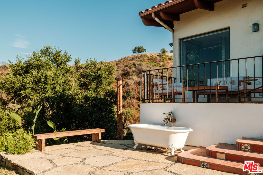 Property photo 37