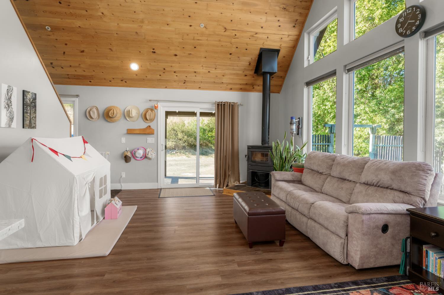Property photo 37