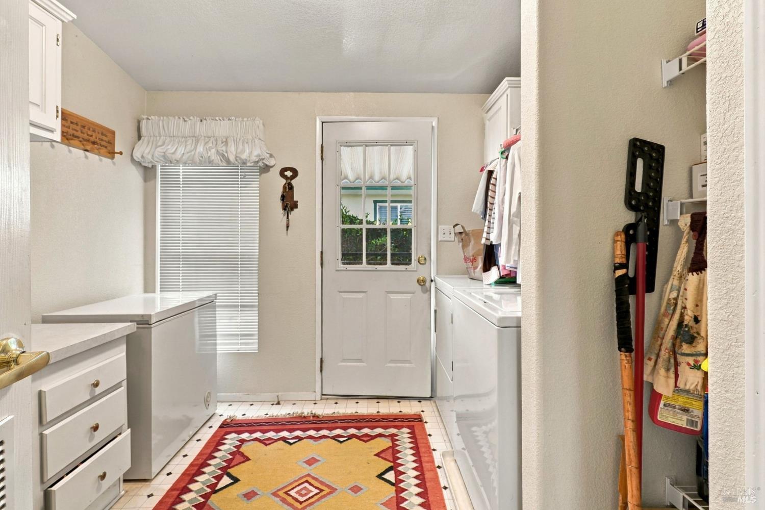 Property photo 28