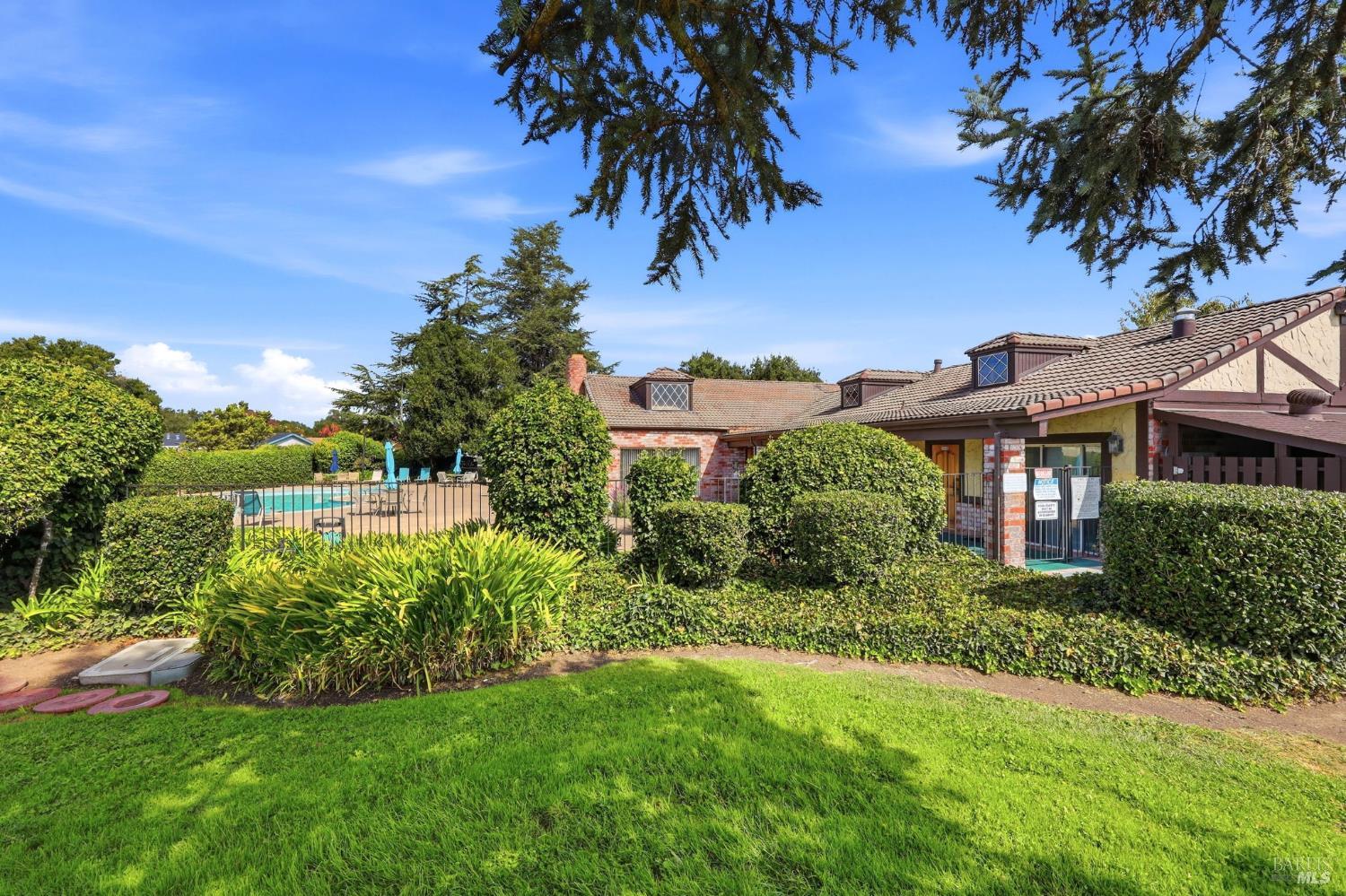 Property photo 33