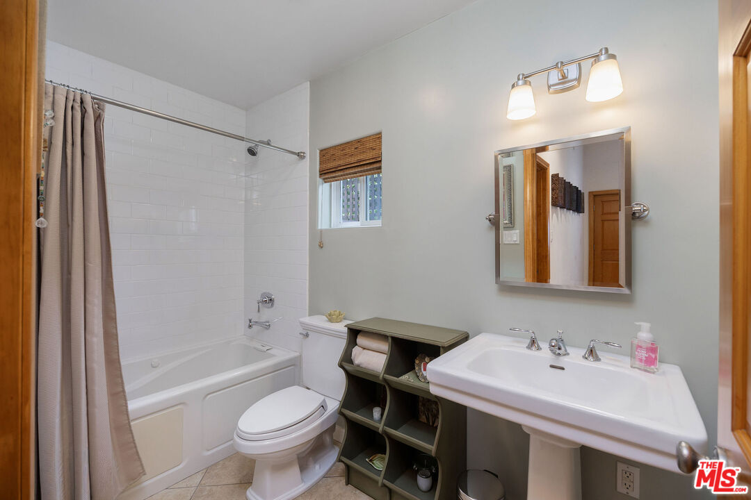 Property photo 30