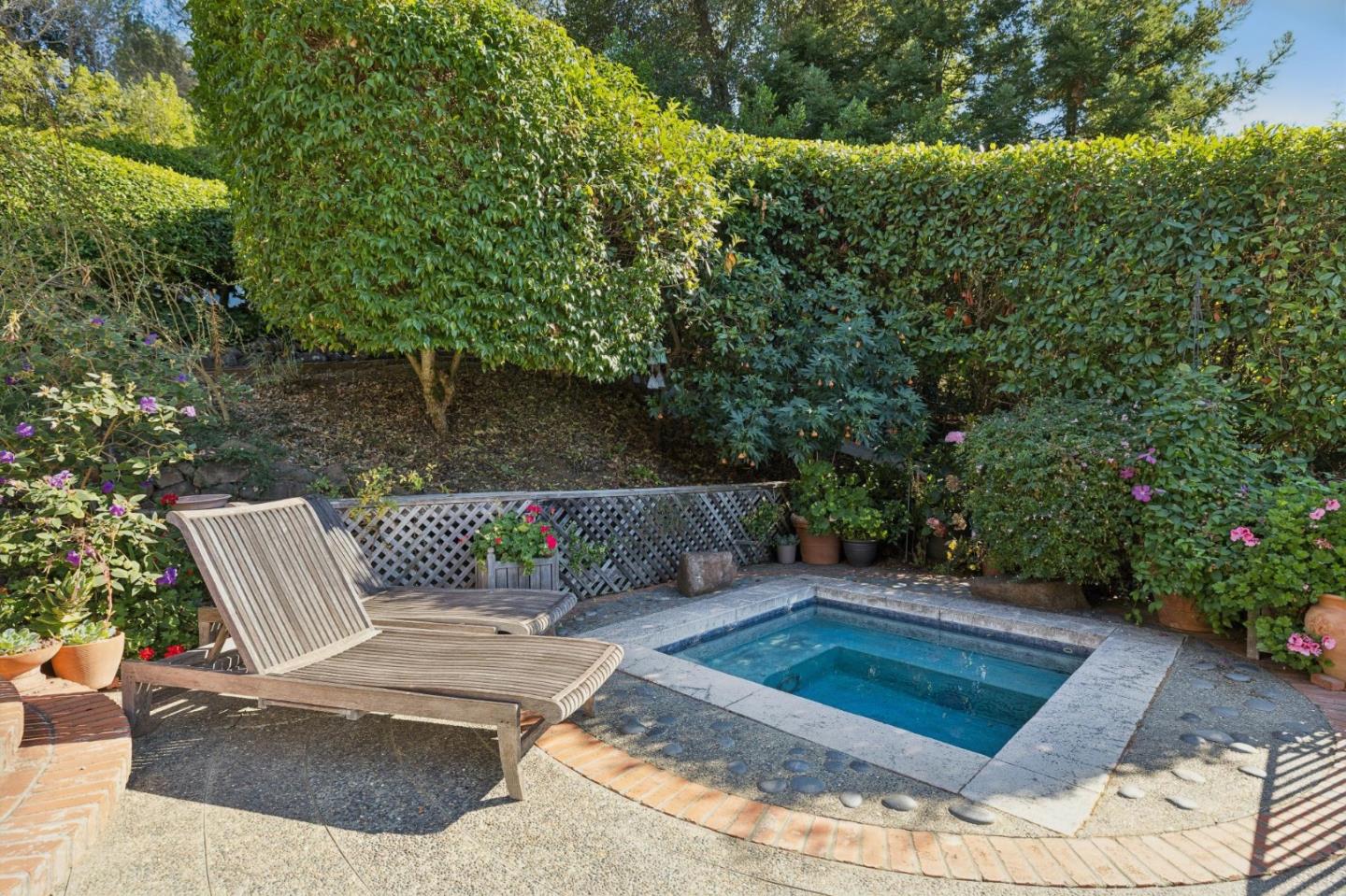 Property photo 37