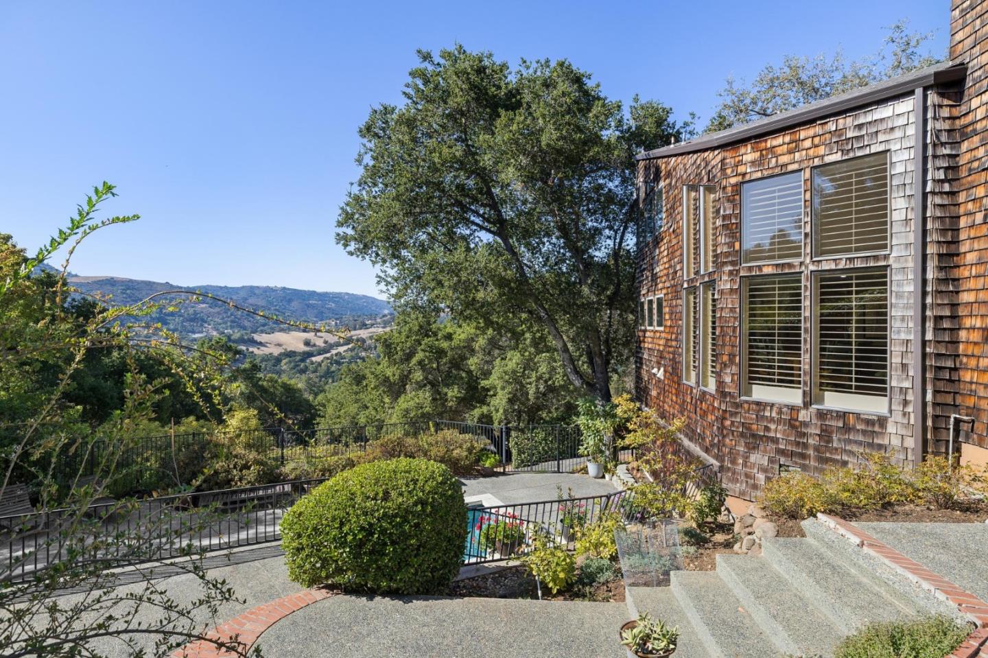 Property photo 42