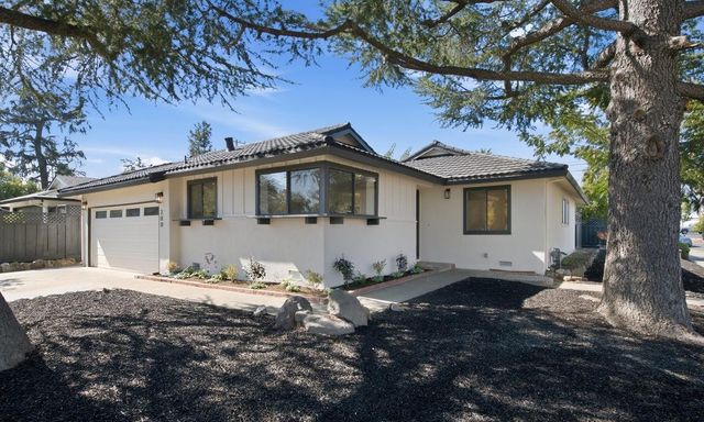 Property photo 44