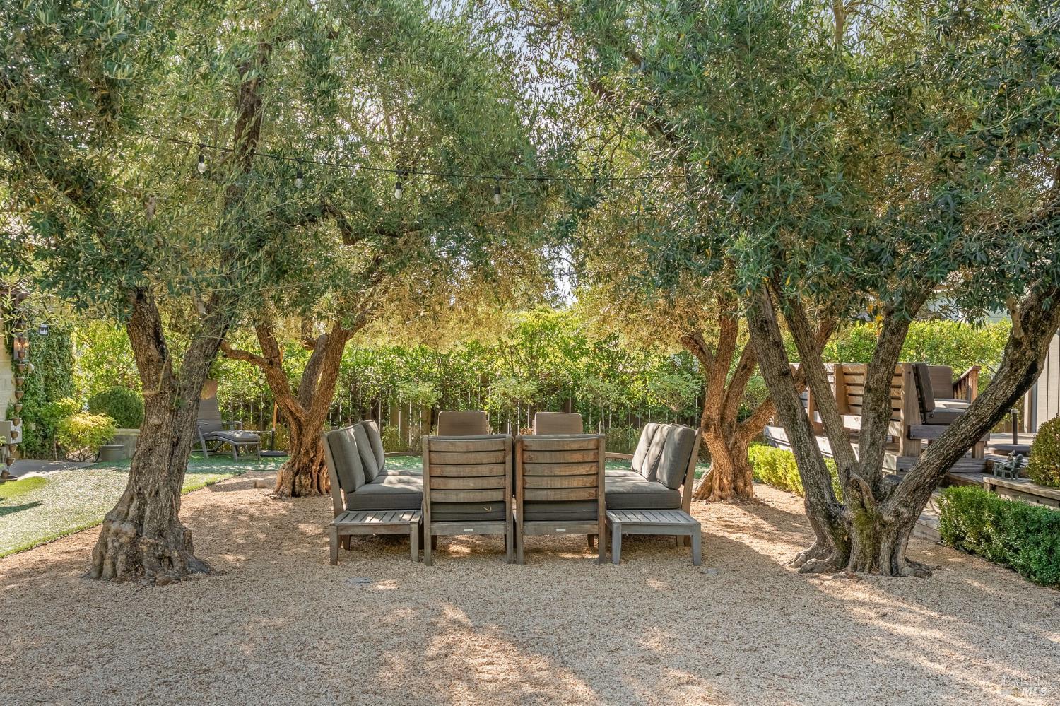 Property photo 40