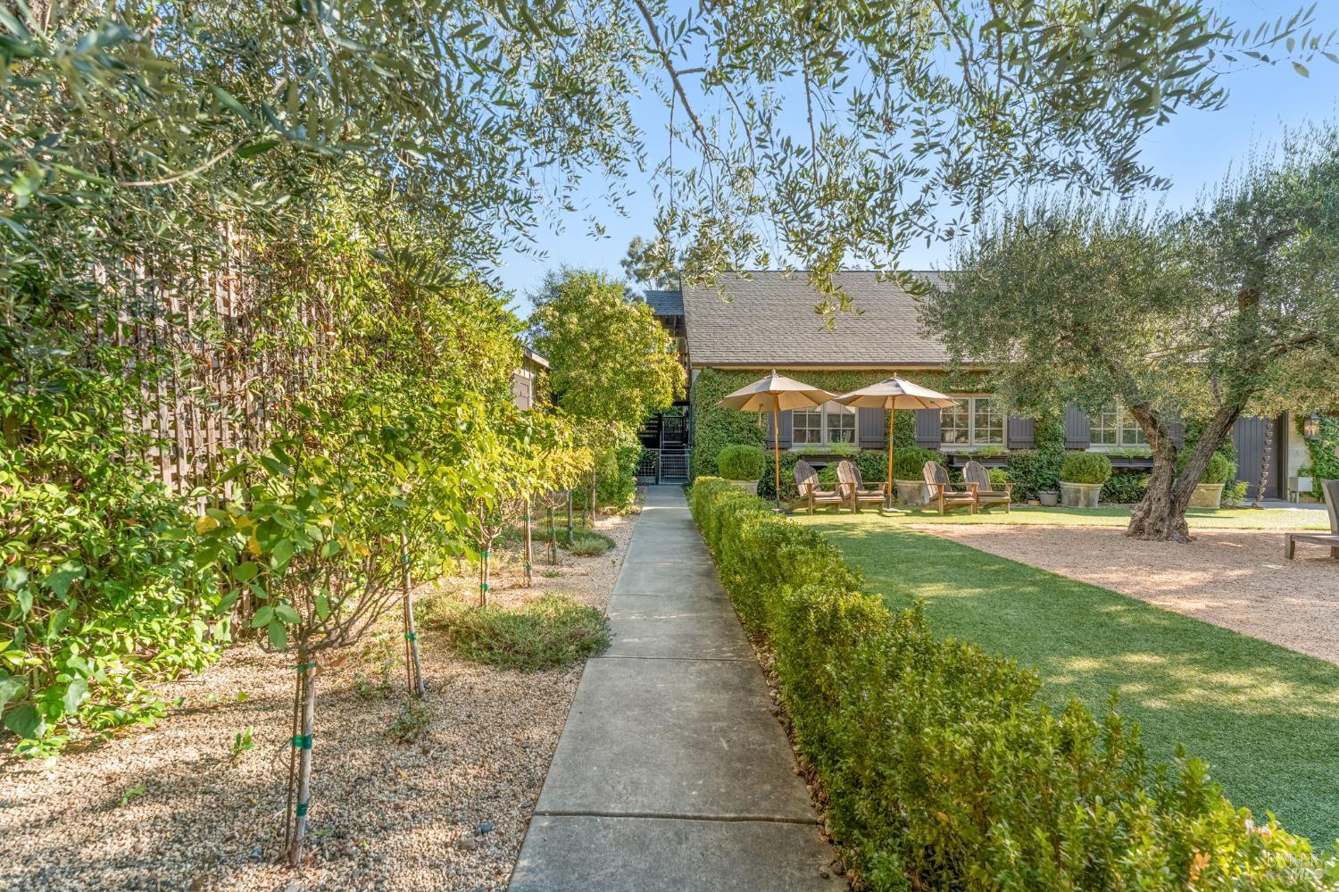 Property photo 44