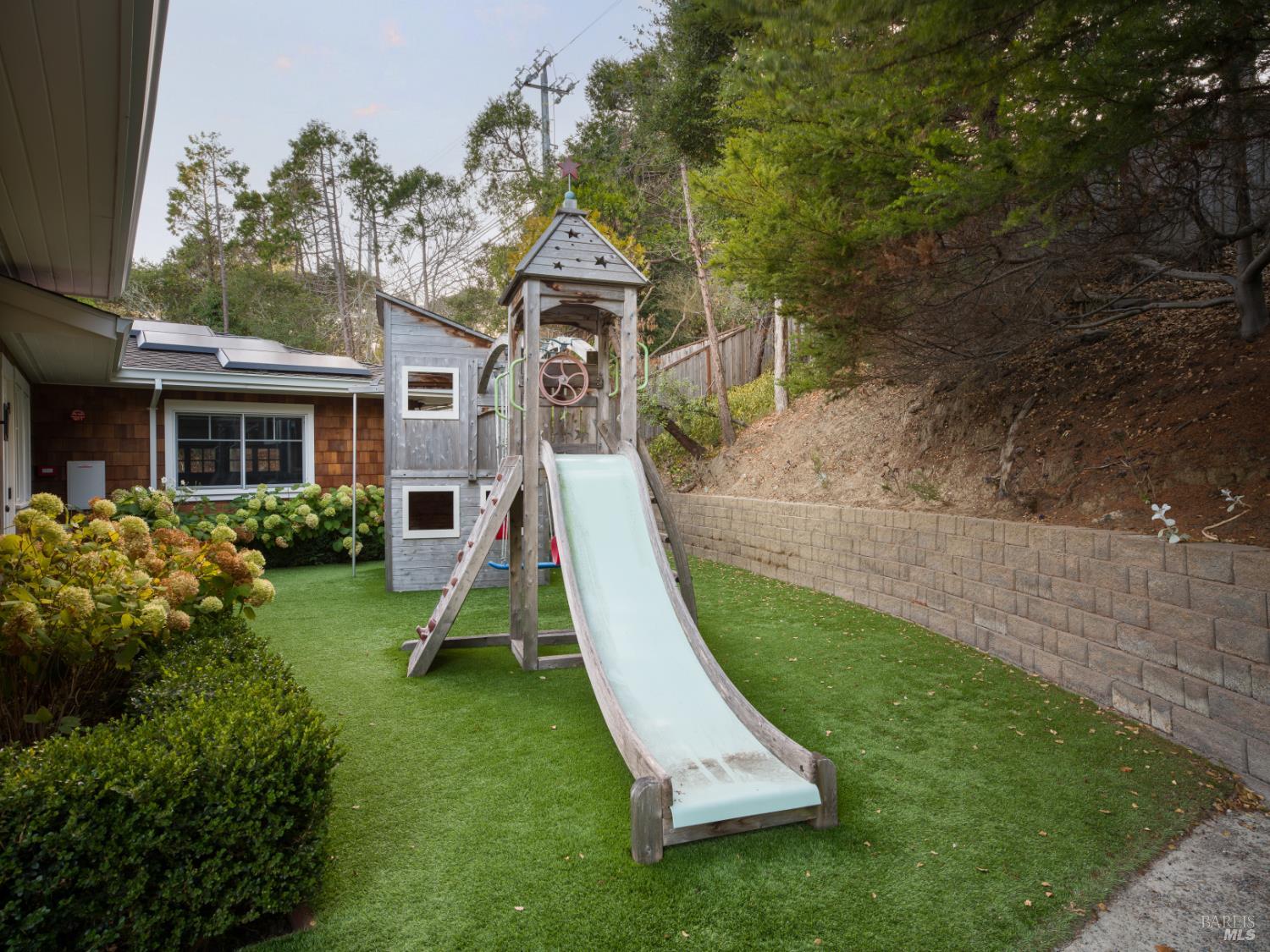 Property photo 44