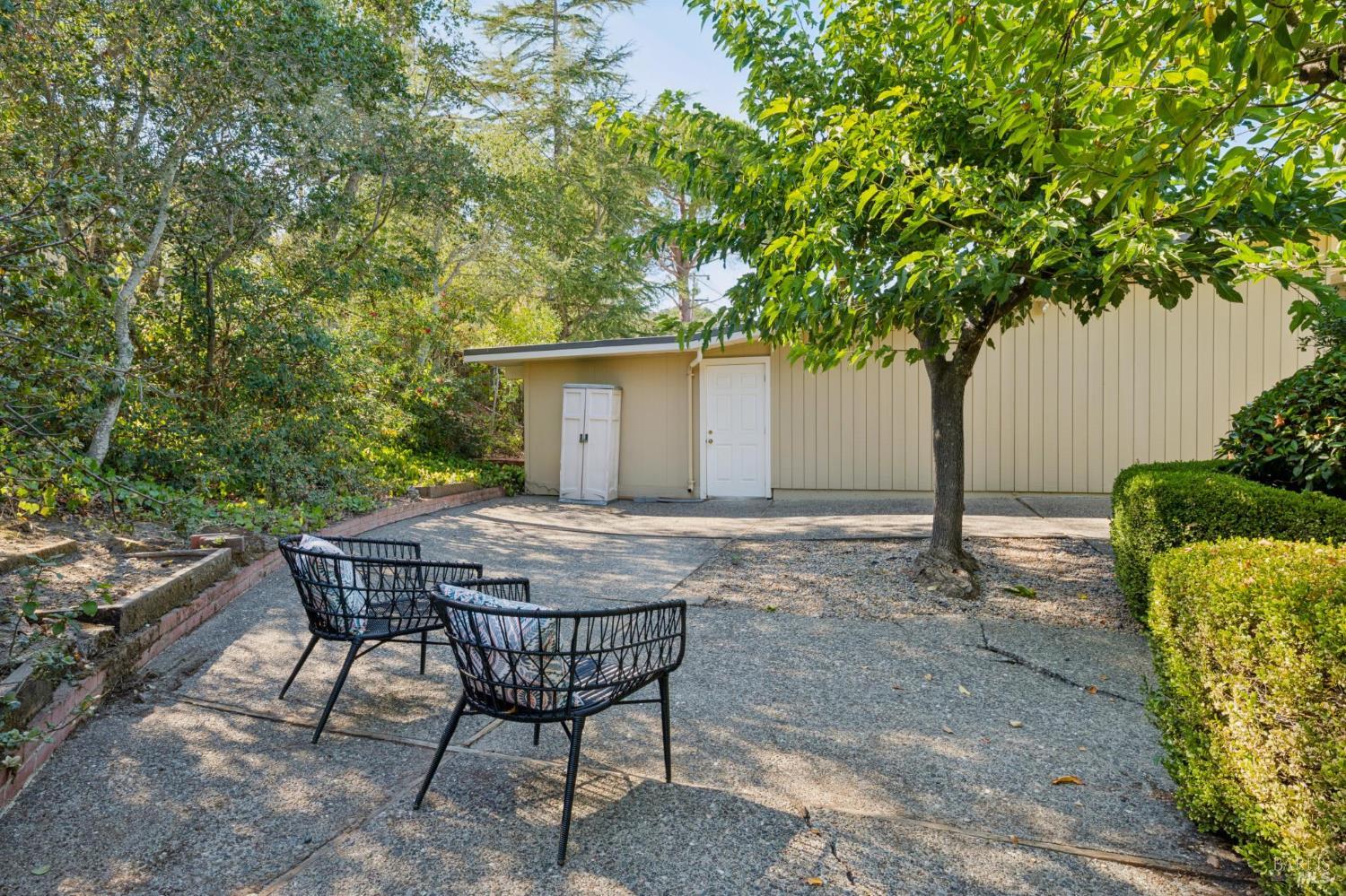 Property photo 40