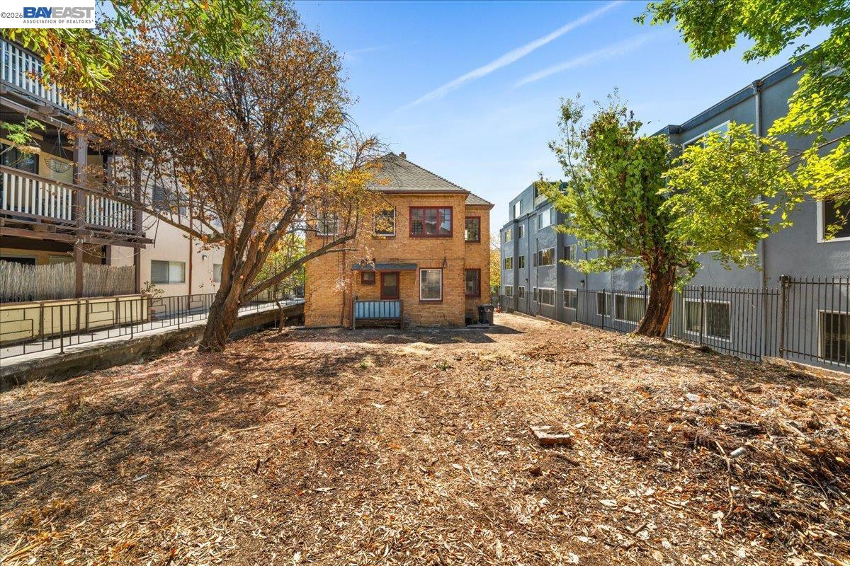 Property photo 37