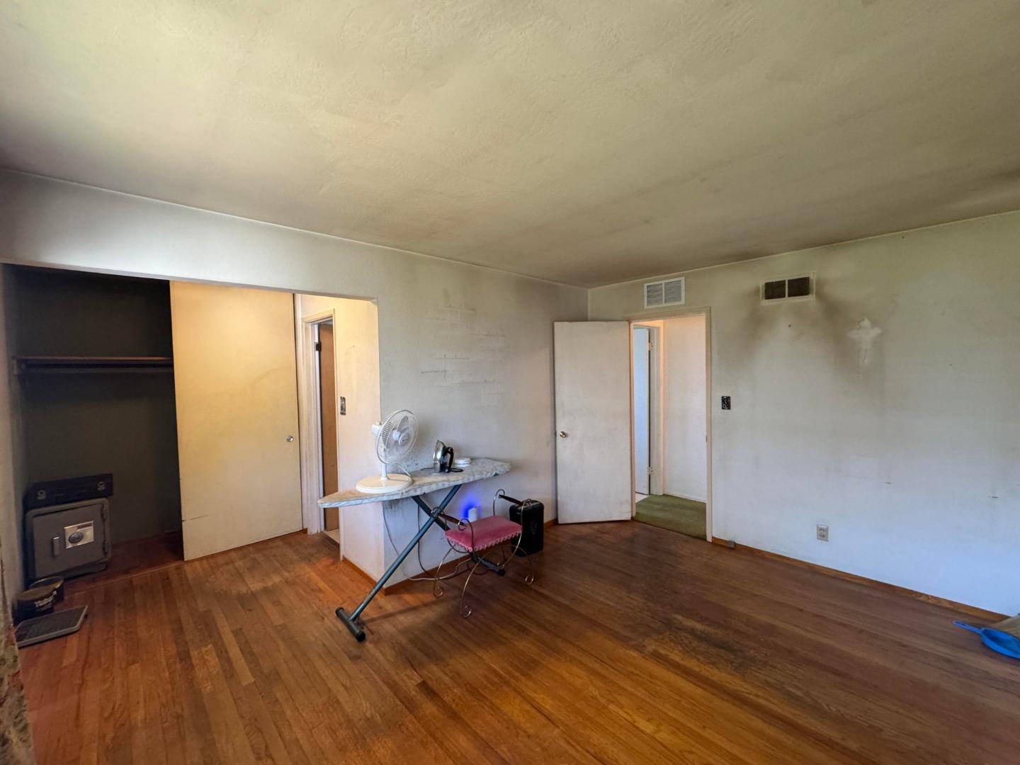 Property photo 42