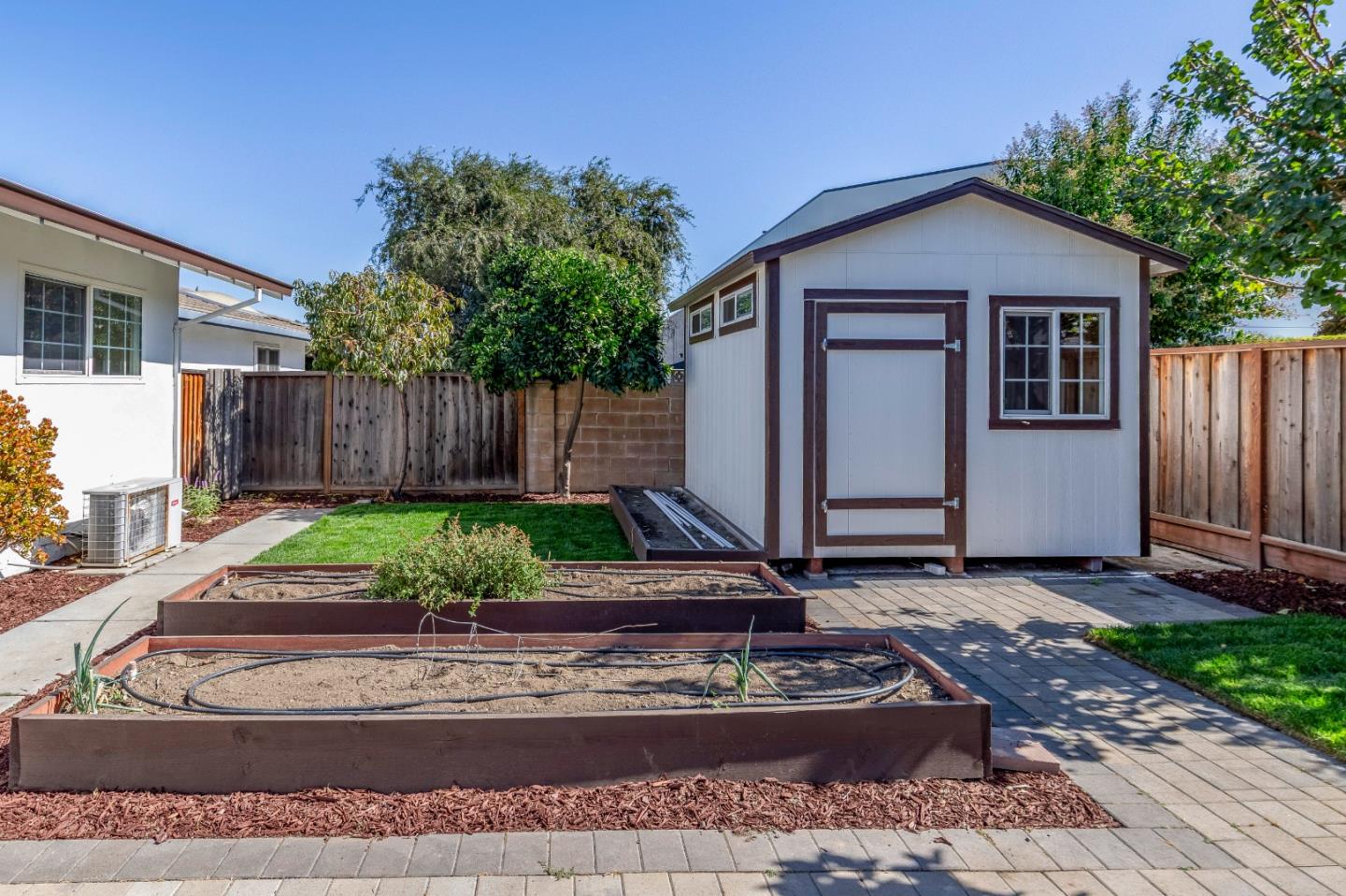 Property photo 32