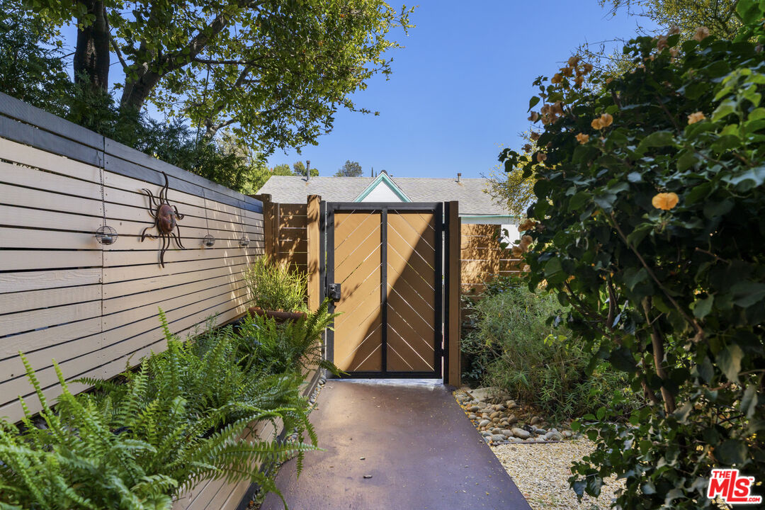 Property photo 40