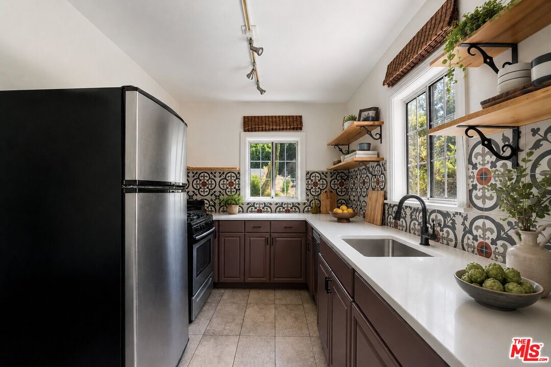 Property photo 48