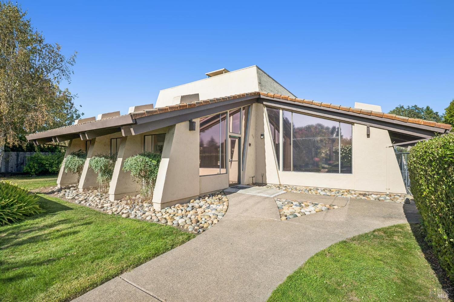 Property photo 38