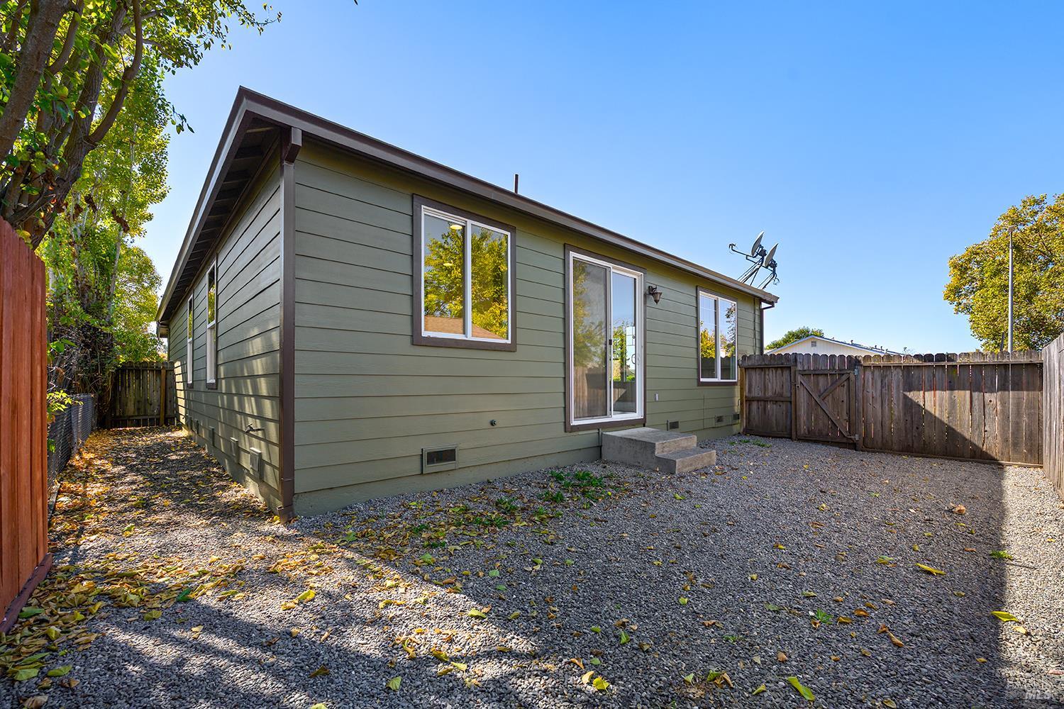 Property photo 33