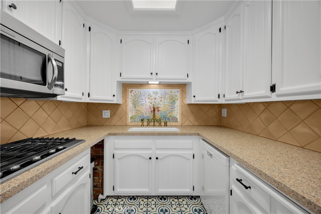 Property photo 25