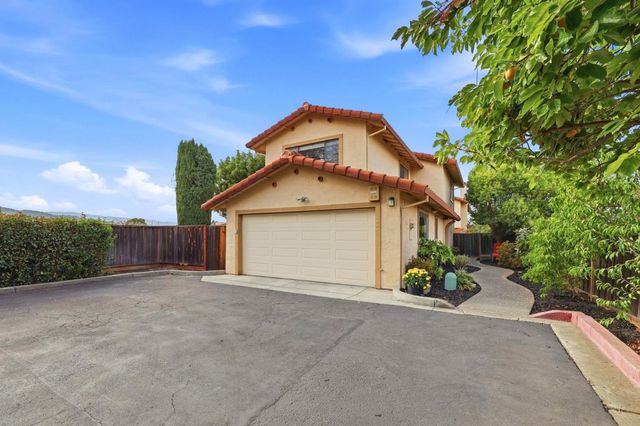 Property photo 36