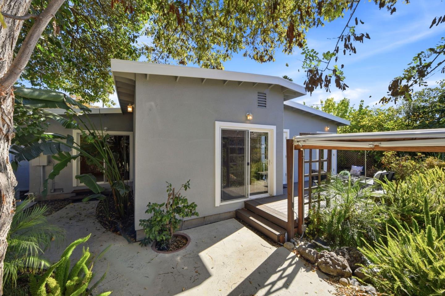 Property photo 38
