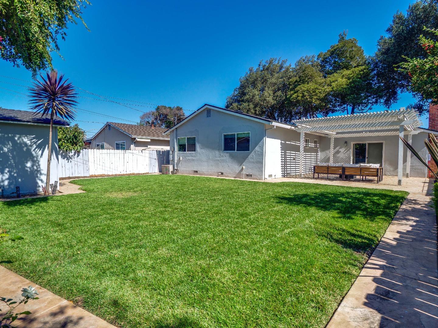 Property photo 37