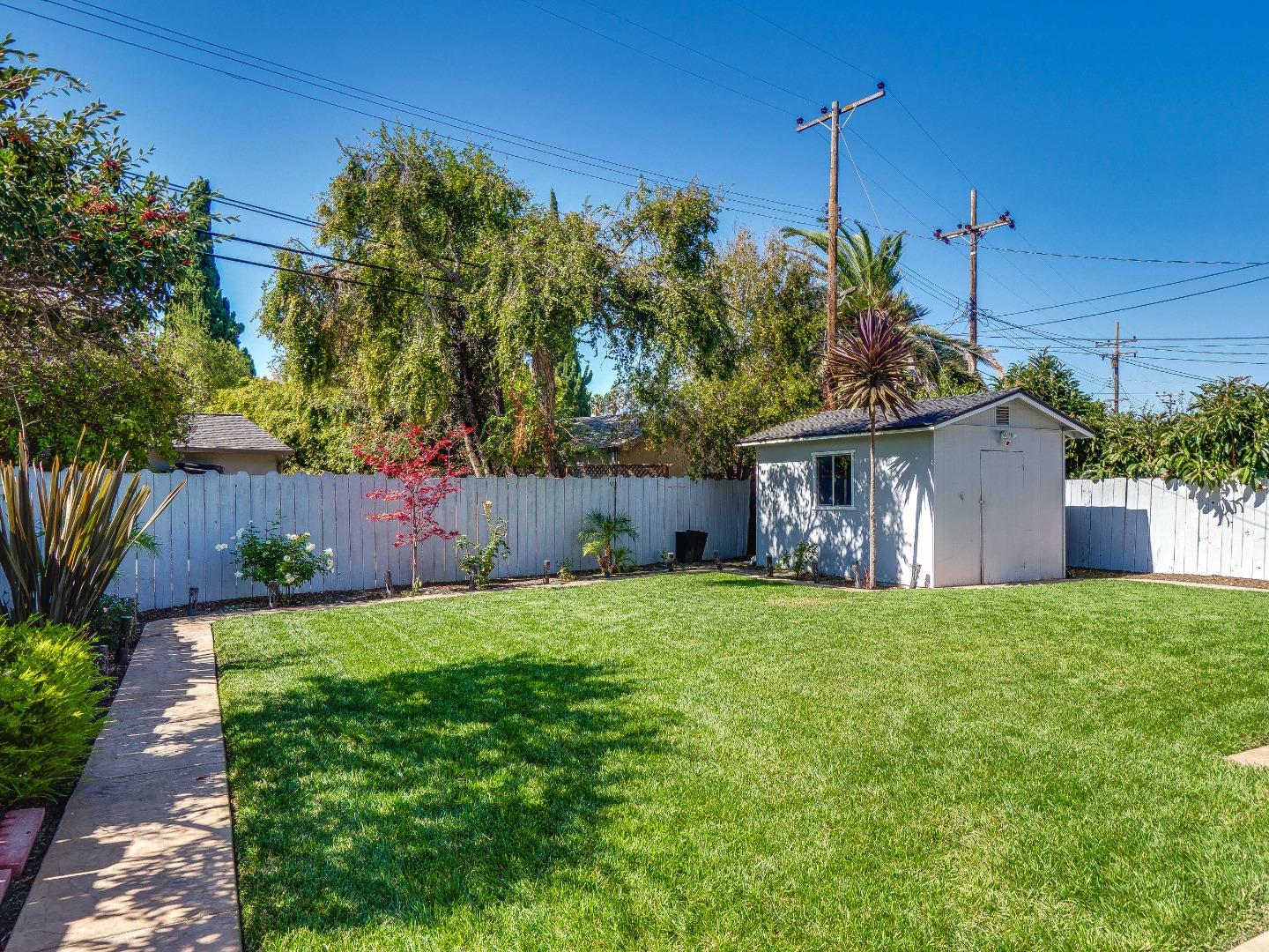 Property photo 38