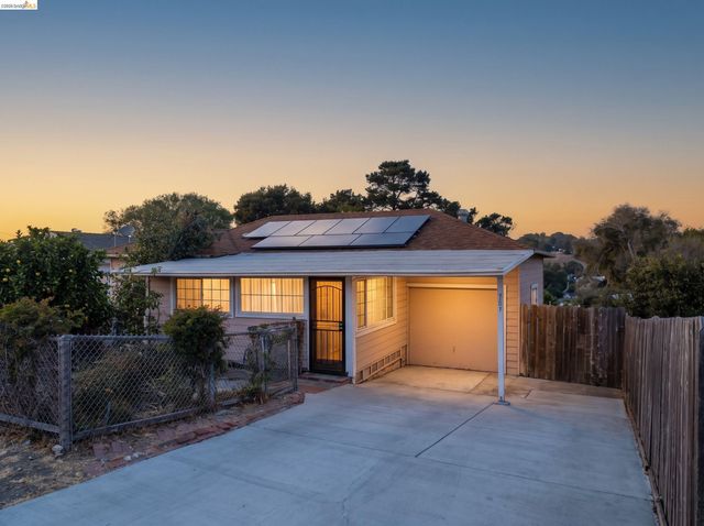 Property photo 23