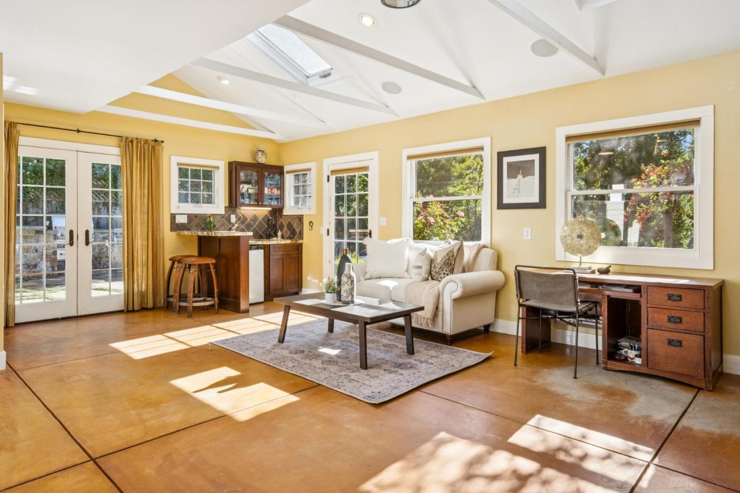 Property photo 43