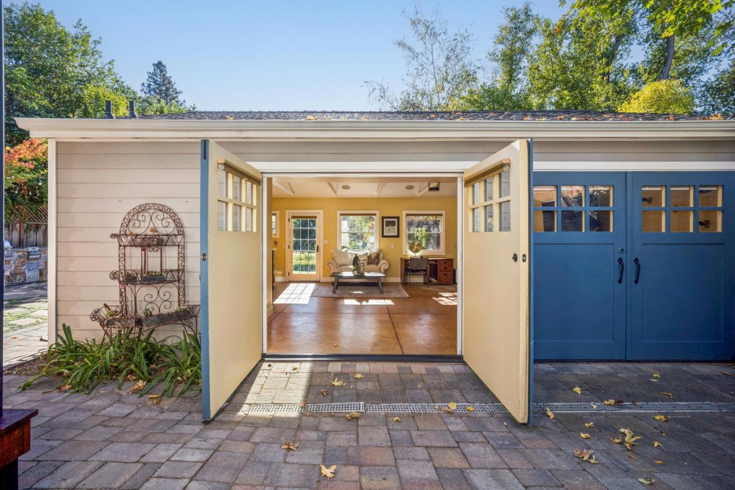 Property photo 44