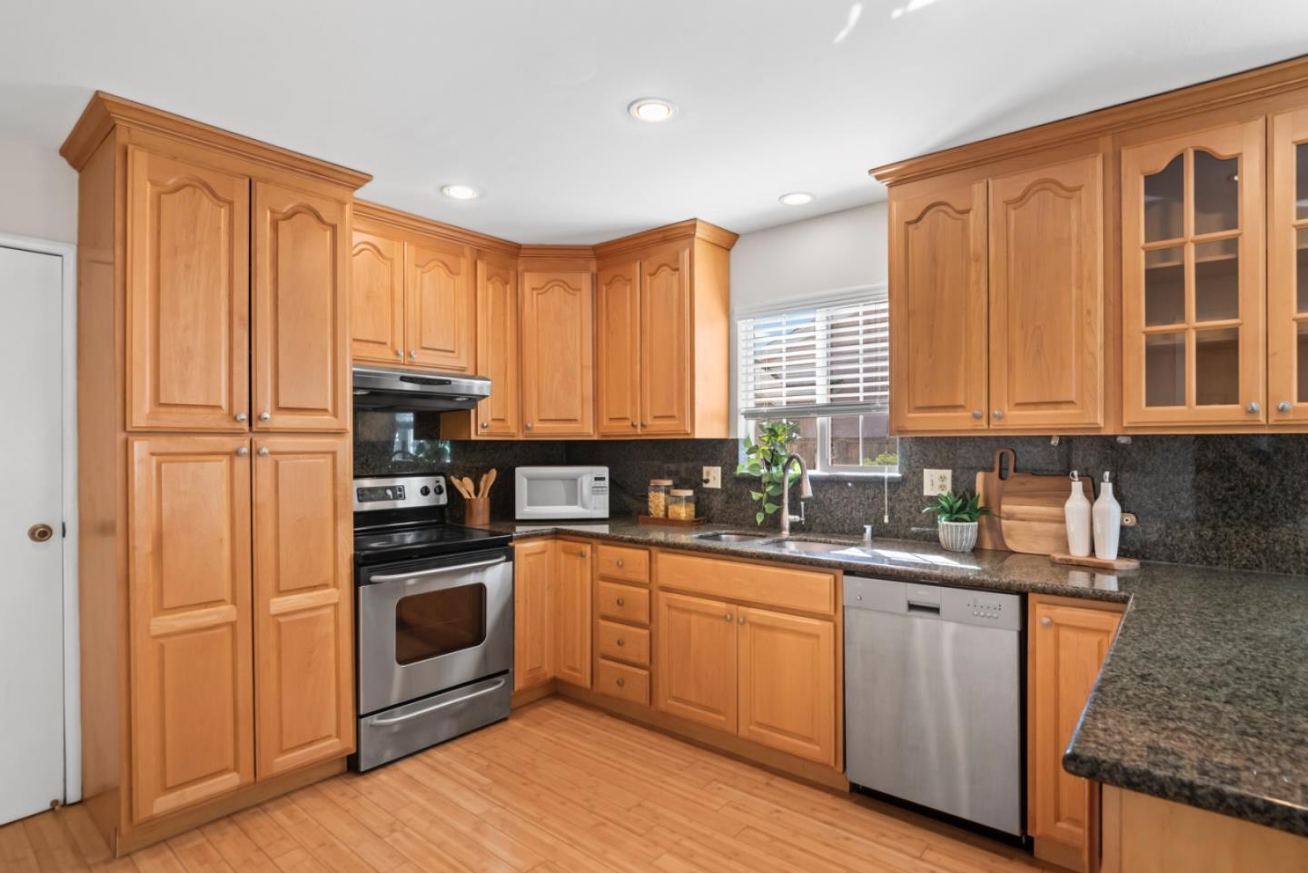 Property photo 34