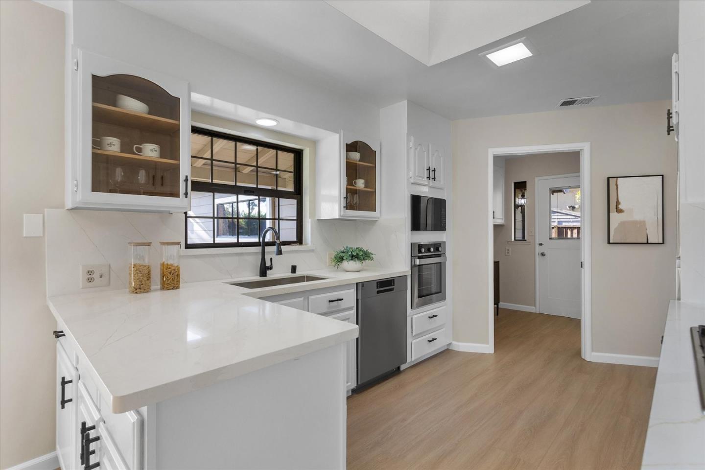 Property photo 30