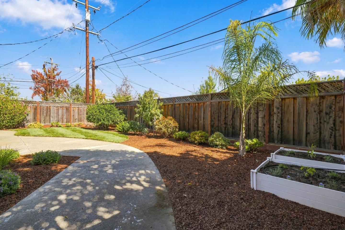 Property photo 42