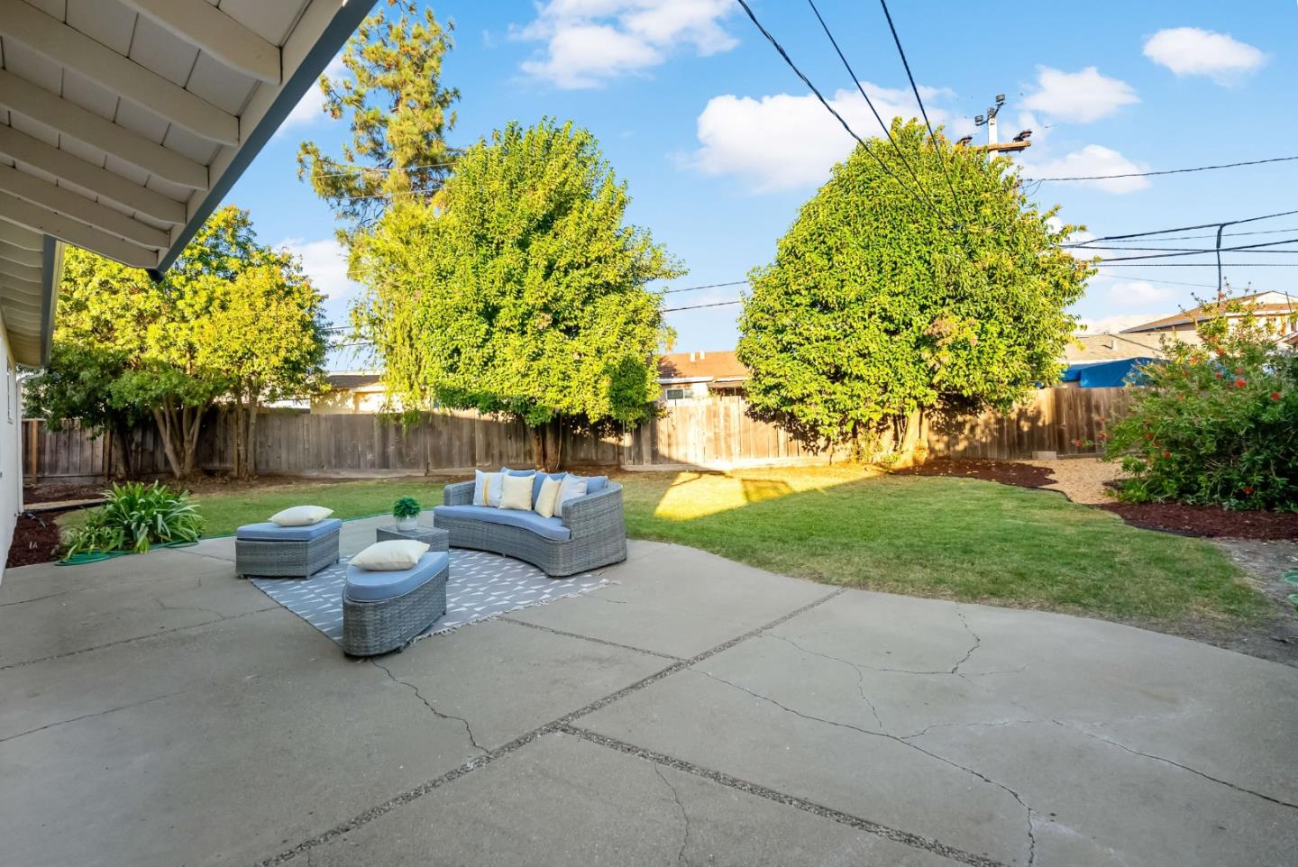 Property photo 50