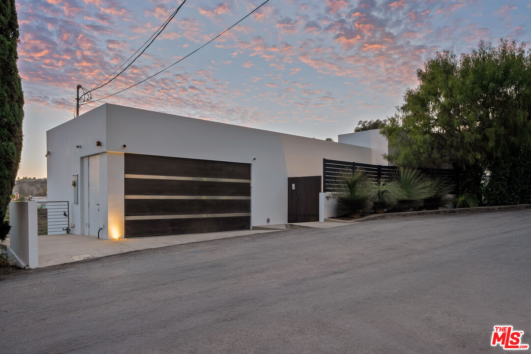 Property photo 35