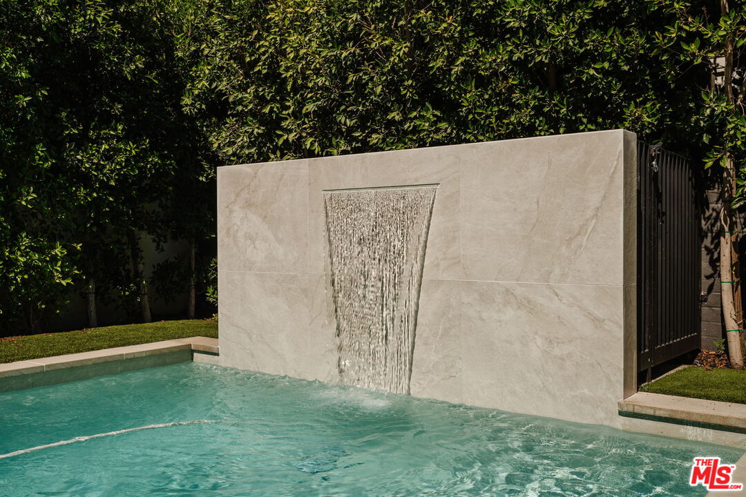 Property photo 50