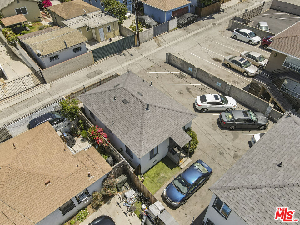 Property photo 32