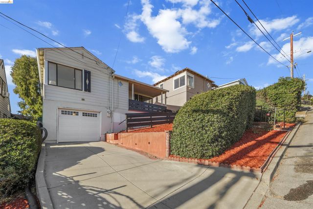 Property photo 38