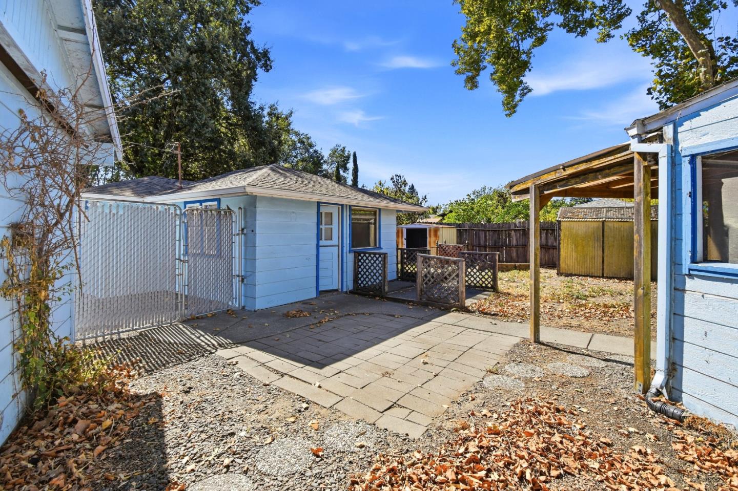 Property photo 44