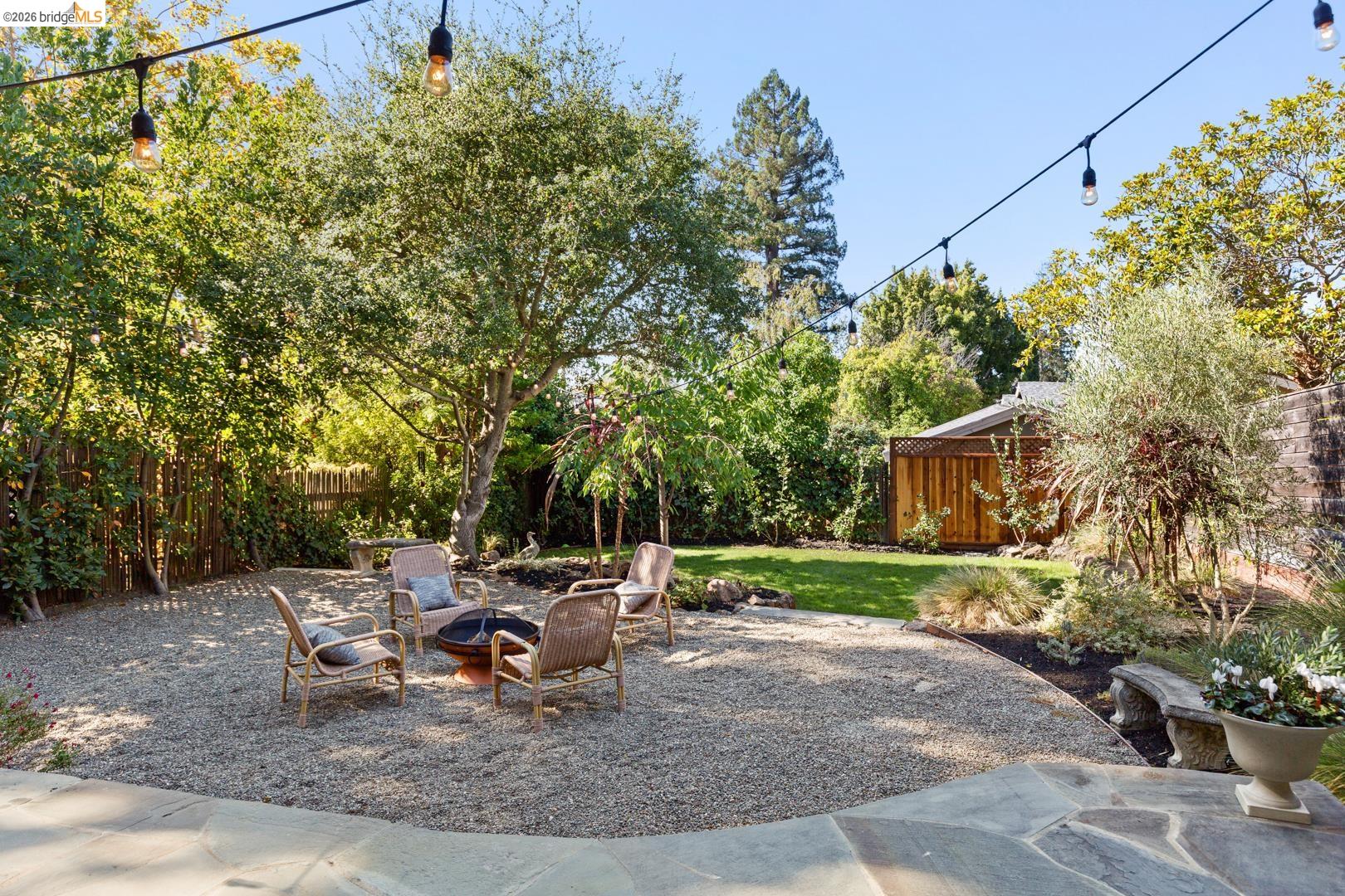 Property photo 46