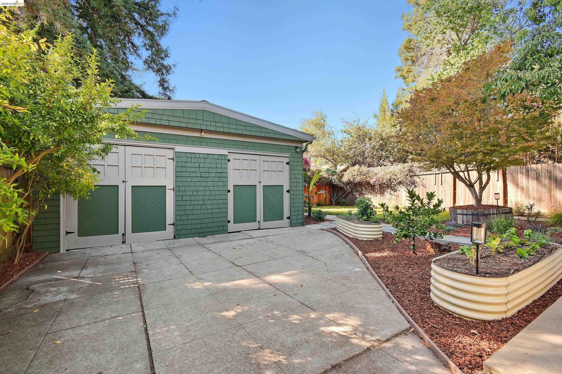Property photo 36