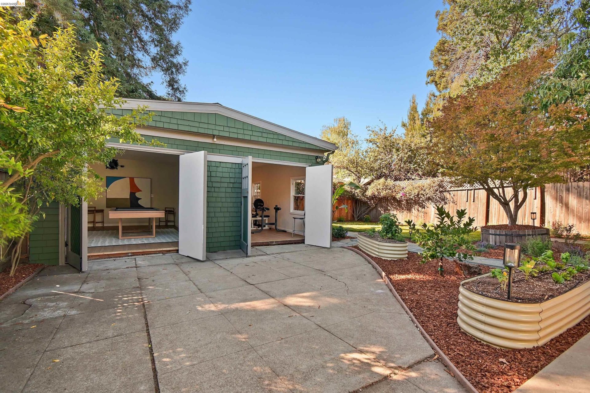 Property photo 37