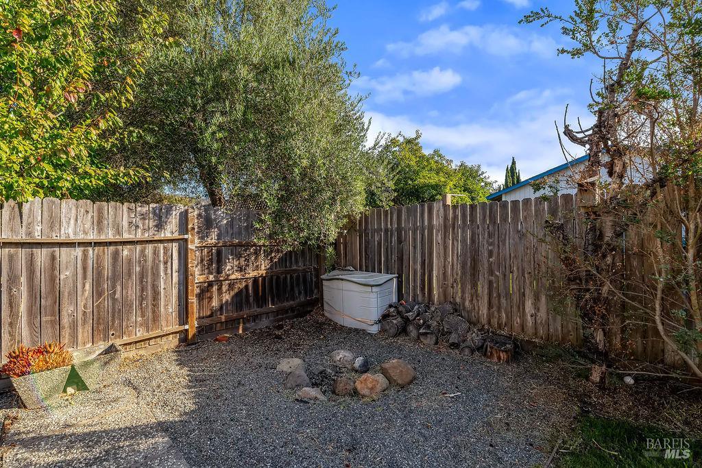 Property photo 35